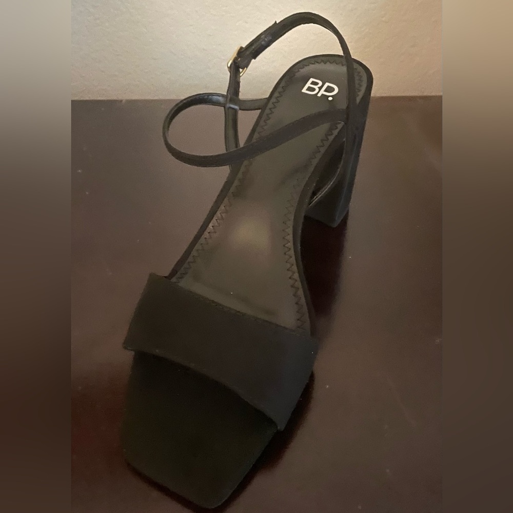 Black dress sandals
